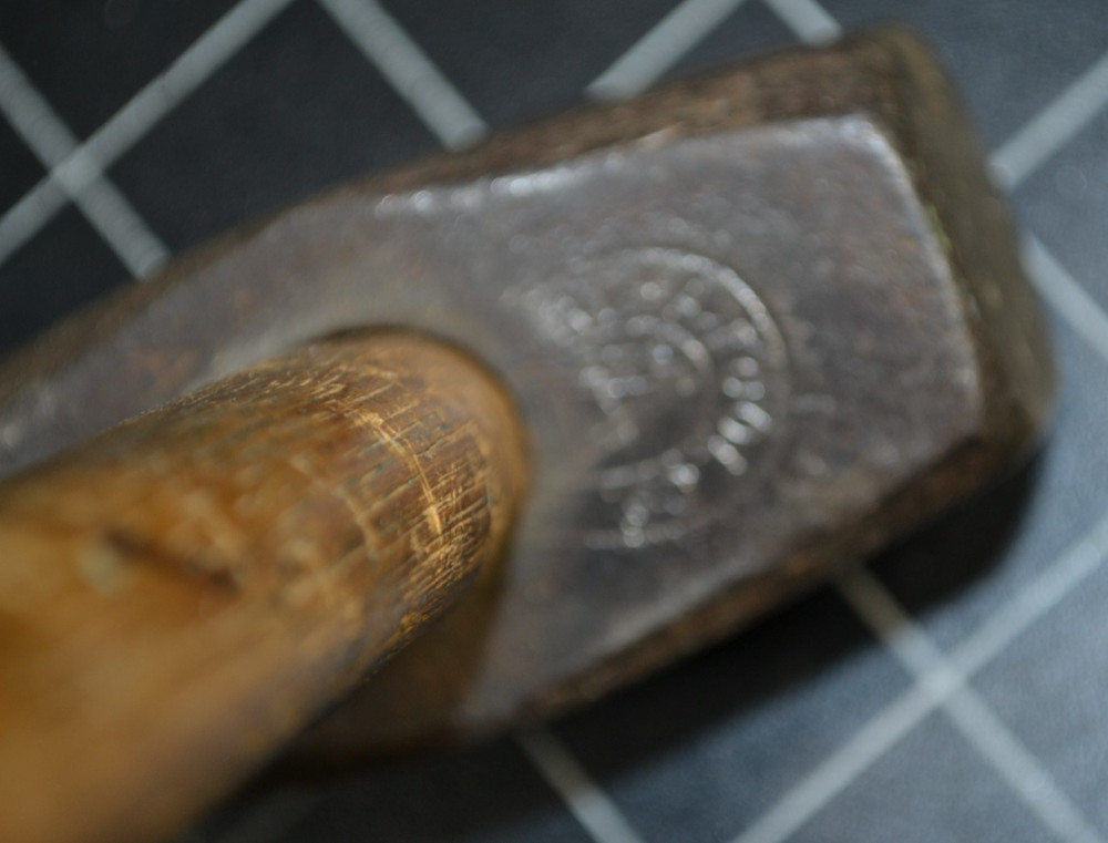 ATHA - 2# - HAND DRILLING HAMMER