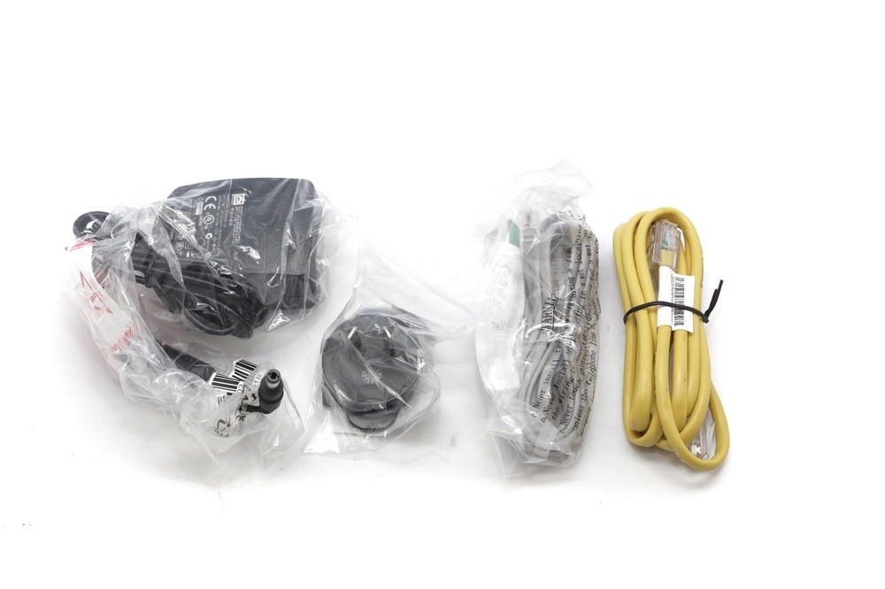 Cisco Model SRP500 Series Services Ready Platforms SRP527W-U-E-K9 V01