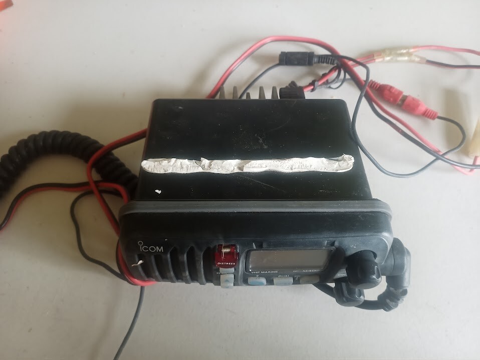 Icom marine VHF IC-M402