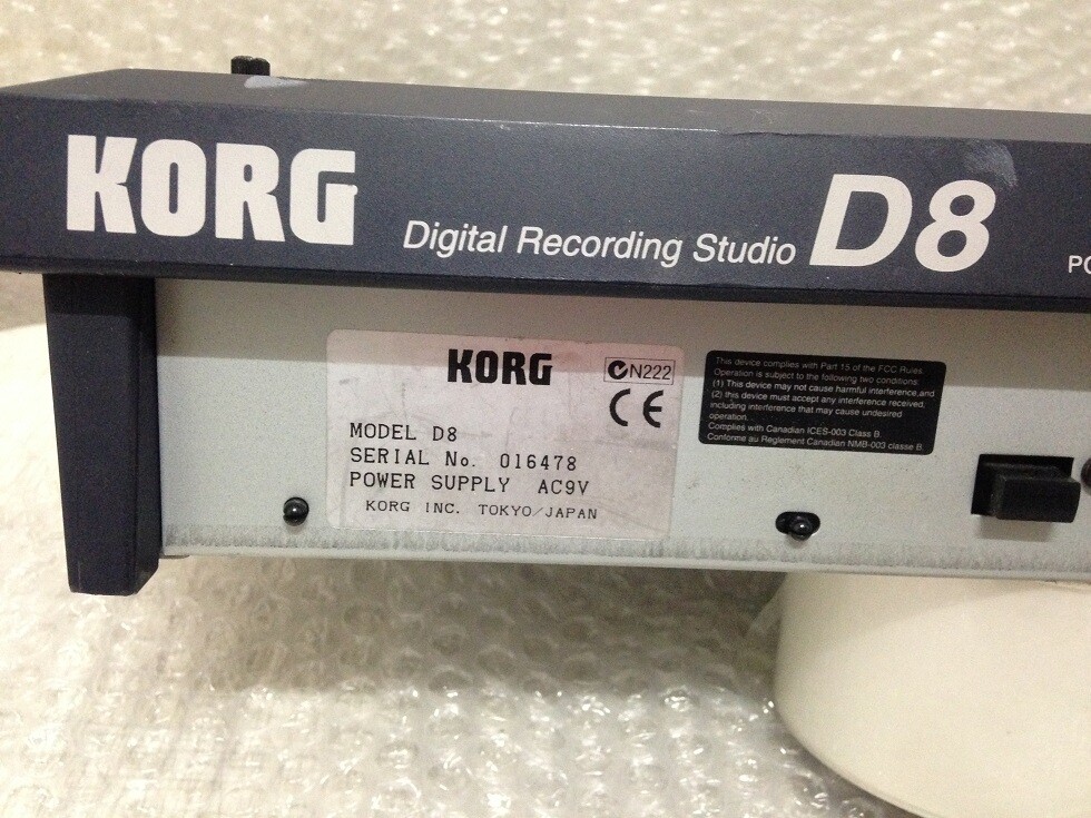 Korg D8 digital multitrack recorder { UNTESTED }