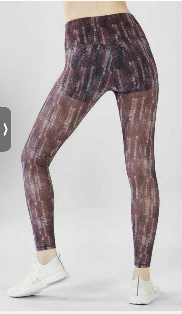 FABLETICS Small Womens Mesh Powerform leggings with hidden pocket inside.