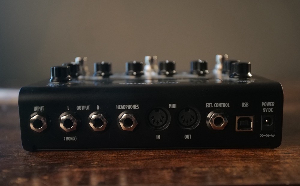 IK Multimedia ToneX Digital Guitar Effects Pedal Processor Compressor Reverb