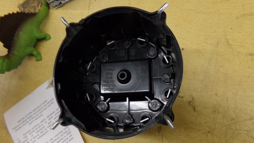 NEW Distributor Cap 4212 *Free Shipping*