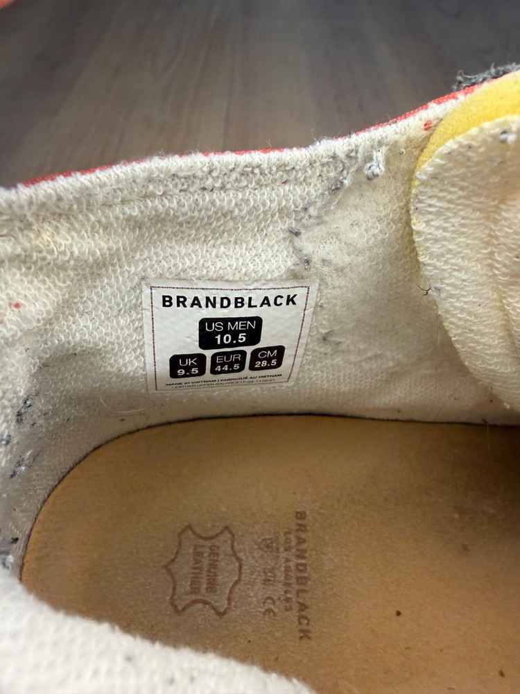 Brand Black Capo Dirty, good condition