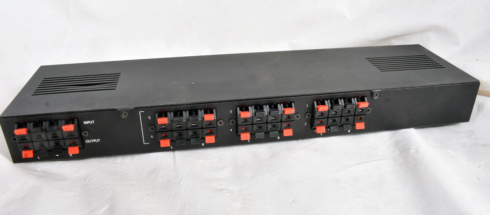 CATALYST AV 6 ZONE SPEAKER SELECTOR NEW OPEN BOX