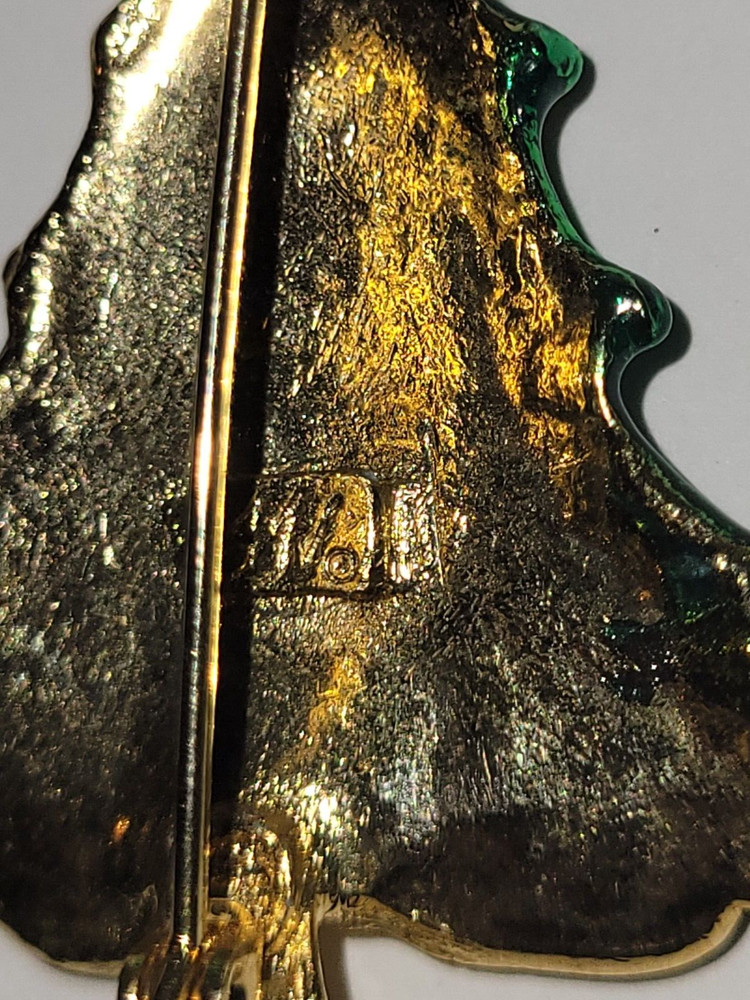 Vintage Christmas Tree Pin By AAi