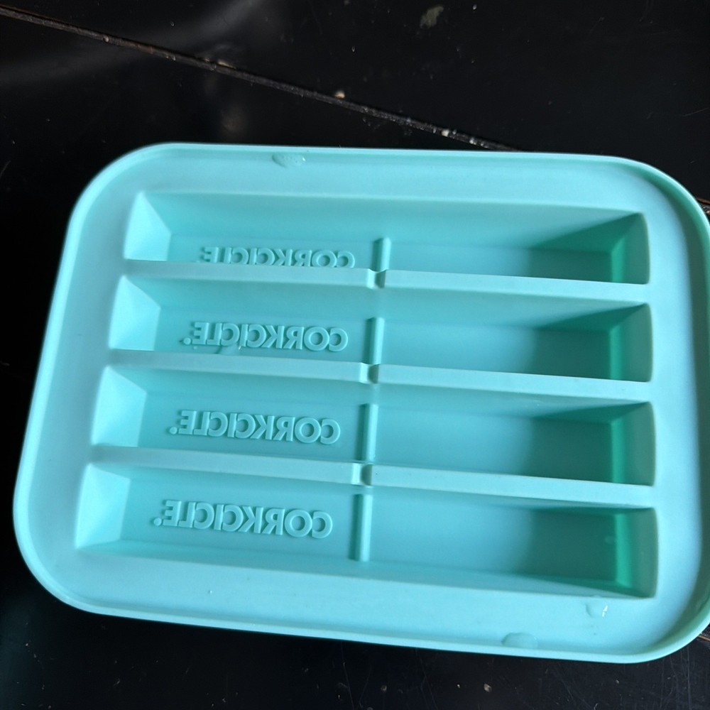 Corkcicle Ice Tray - Thin Ice For Water Bottles