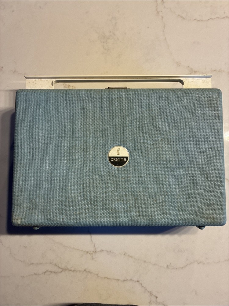 Zenith Portable Record Player 1960's Blue ZP2 Turntable