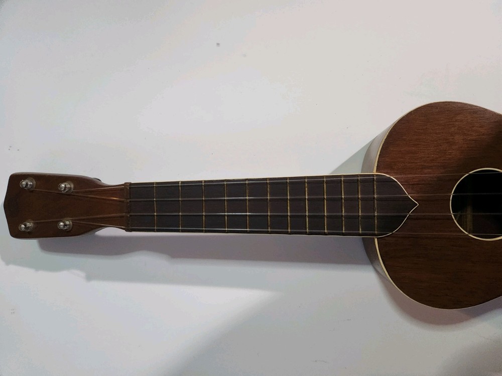 Ukulele Vintage Bruno Hawaiian Ukulele