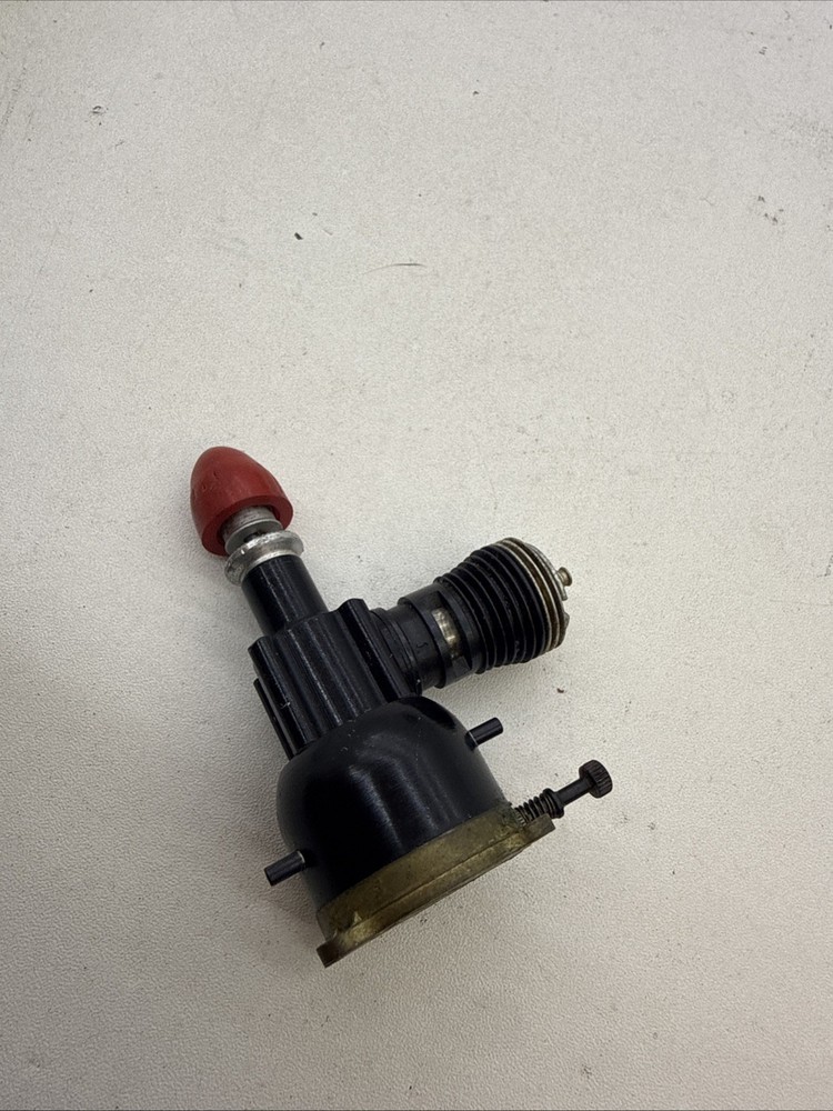 Cox Thimble Drome Black Widow 049 Model Airplane Engine with Propeller M4