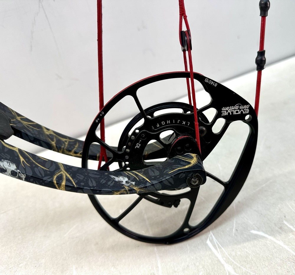 Compound Bow PSE Evolve