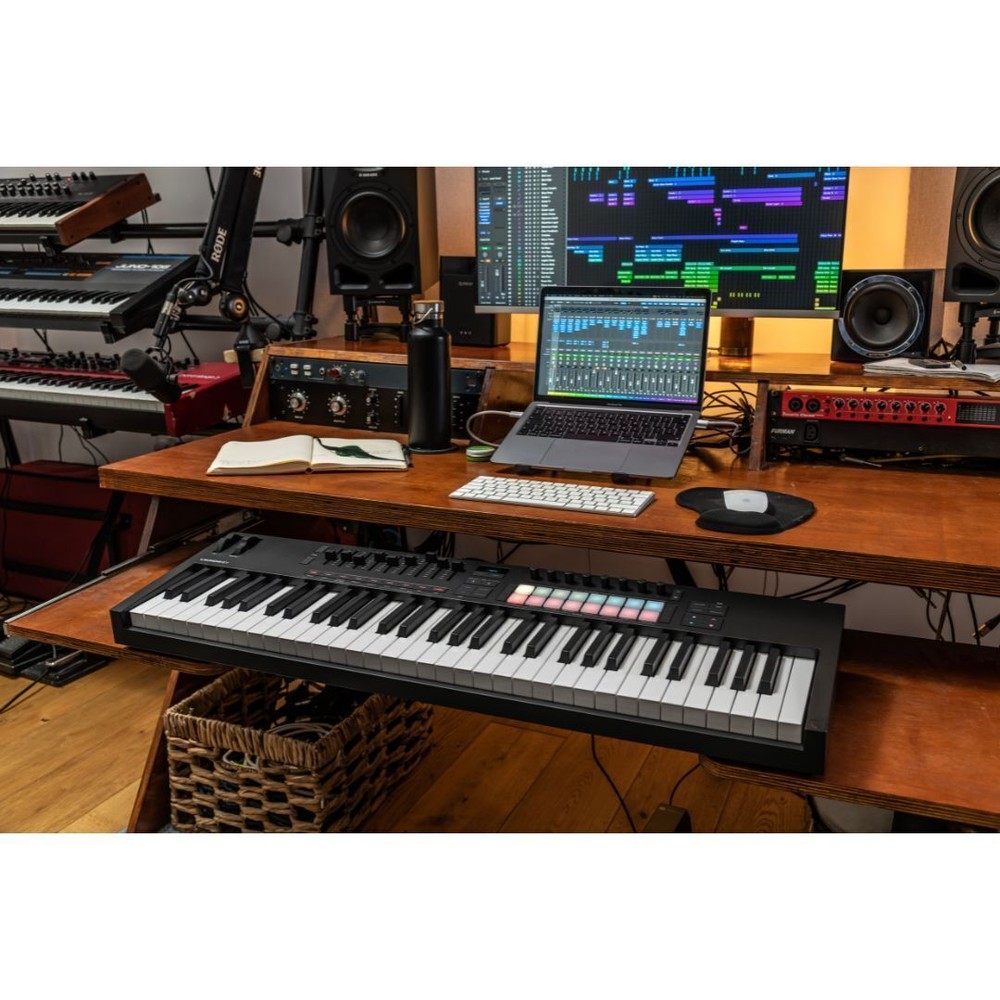 Novation Launchkey 61 MK4 61 Key USB MIDI Compact DAW Keyboard Controller