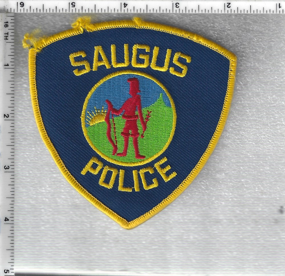 Saugus Police (Massachusetts) Uniform Take-Off Shoulder Patch