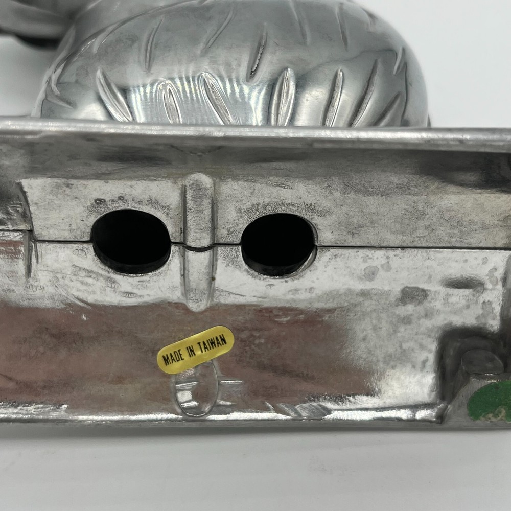 Squirrel Nutcracker Davy Crackit Cast Aluminum Silver Tone Lever Tail Retro