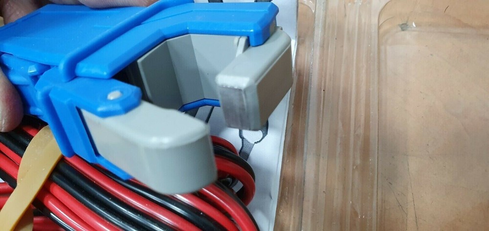 Universal Technic M1 200A / 200 mA micro clamps blue