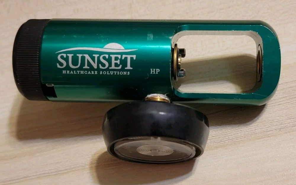 Sunset Healthcare Solutions RES042  Oxygen Regulator USED