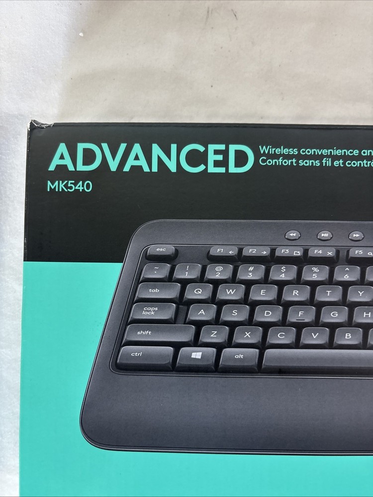 Logitech MK540 Advanced Wireless Keyboard and Mouse (920-008671) black