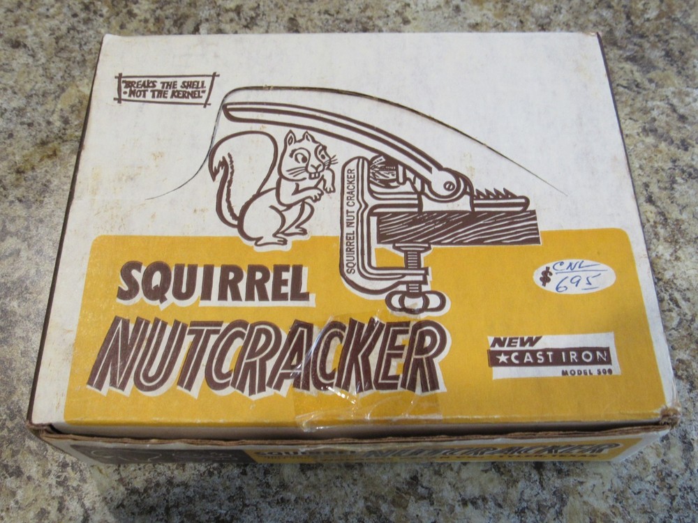 Vintage Cast Iron Tabletop Squirrel Nutcracker Model 500 Woldert Pecan Co.