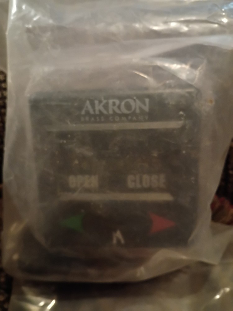 akron brass co. Valve Controller.