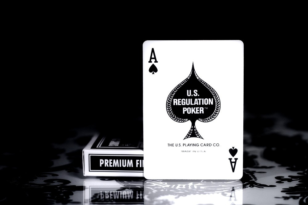 Arrco U.S. Regulation white-black backplaying cards RARE!