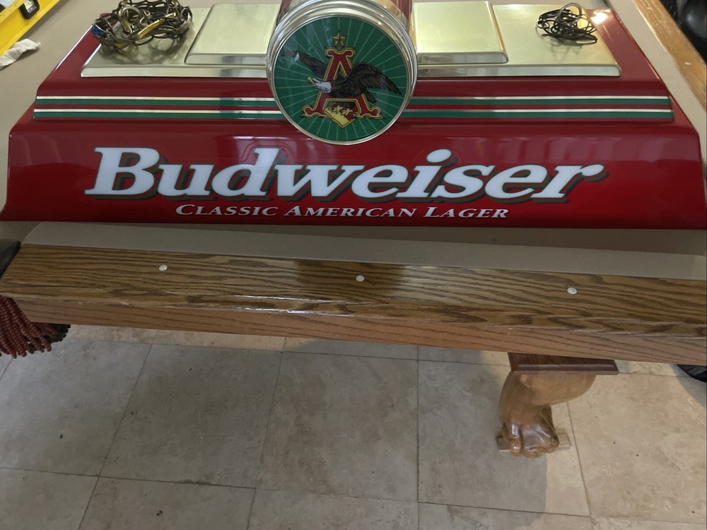 Vintage 90’s Budweiser Pool Table Light