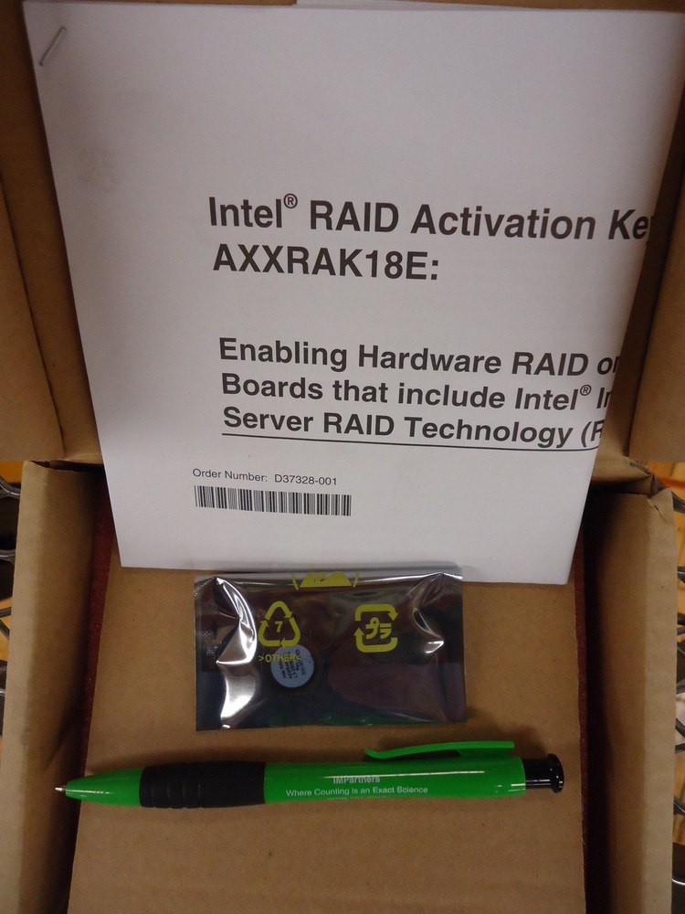 Intel AXXRAK18E SAS RAID Activation Key. Brand New!
