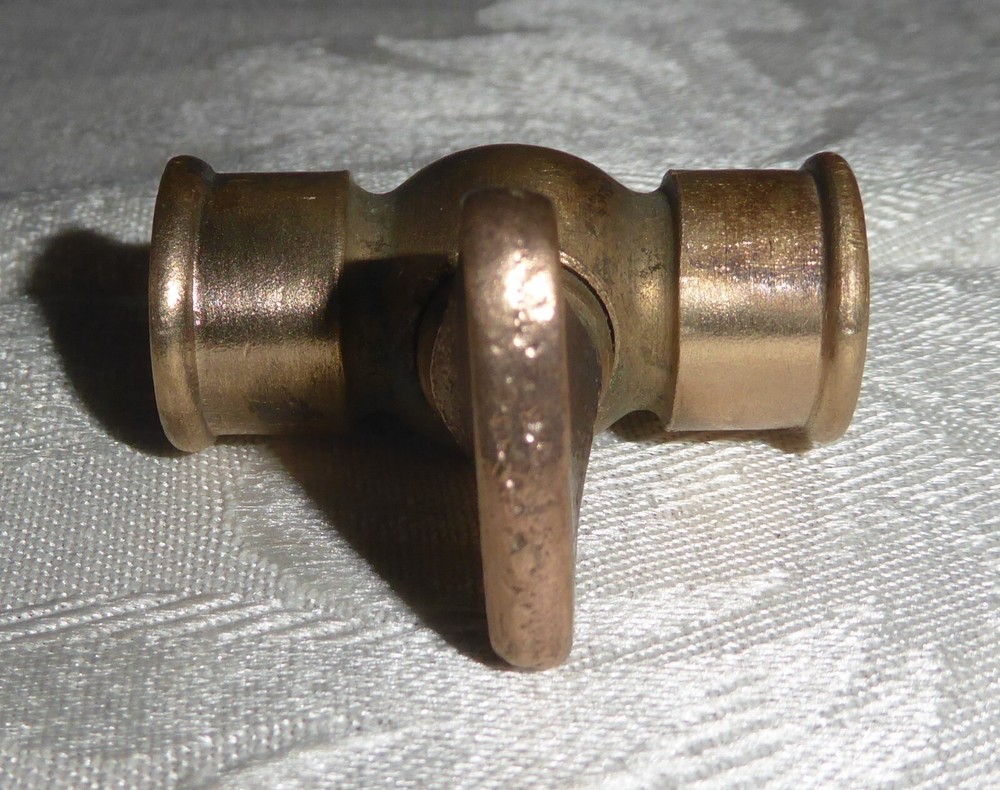 Vintage Thumb Valve
