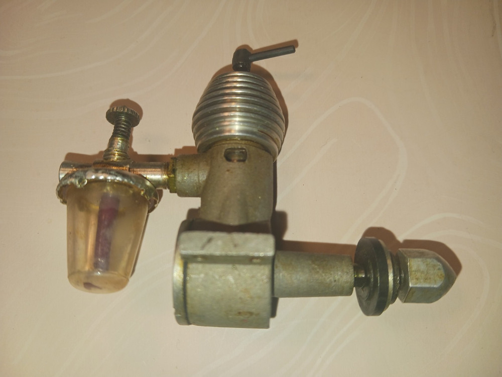 Vintage Aurora K .75 Mills RC Plane Engine