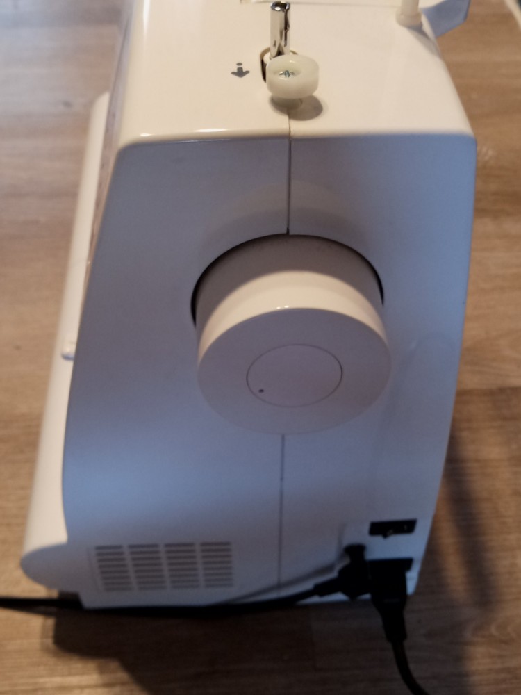 Singer Confidence Sewing Machine 7463 🪡🧵