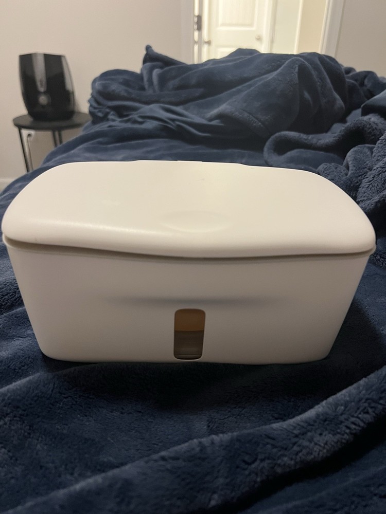 OXO White Baby Wipes Dispenser