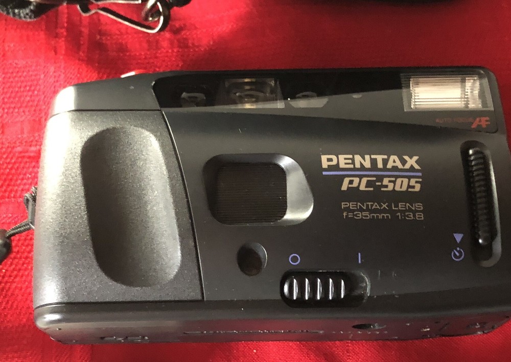 VINTAGE 1990 PENTAX PC-505 35MM CAMERA, CASE & INSTRUCTIONS EUC