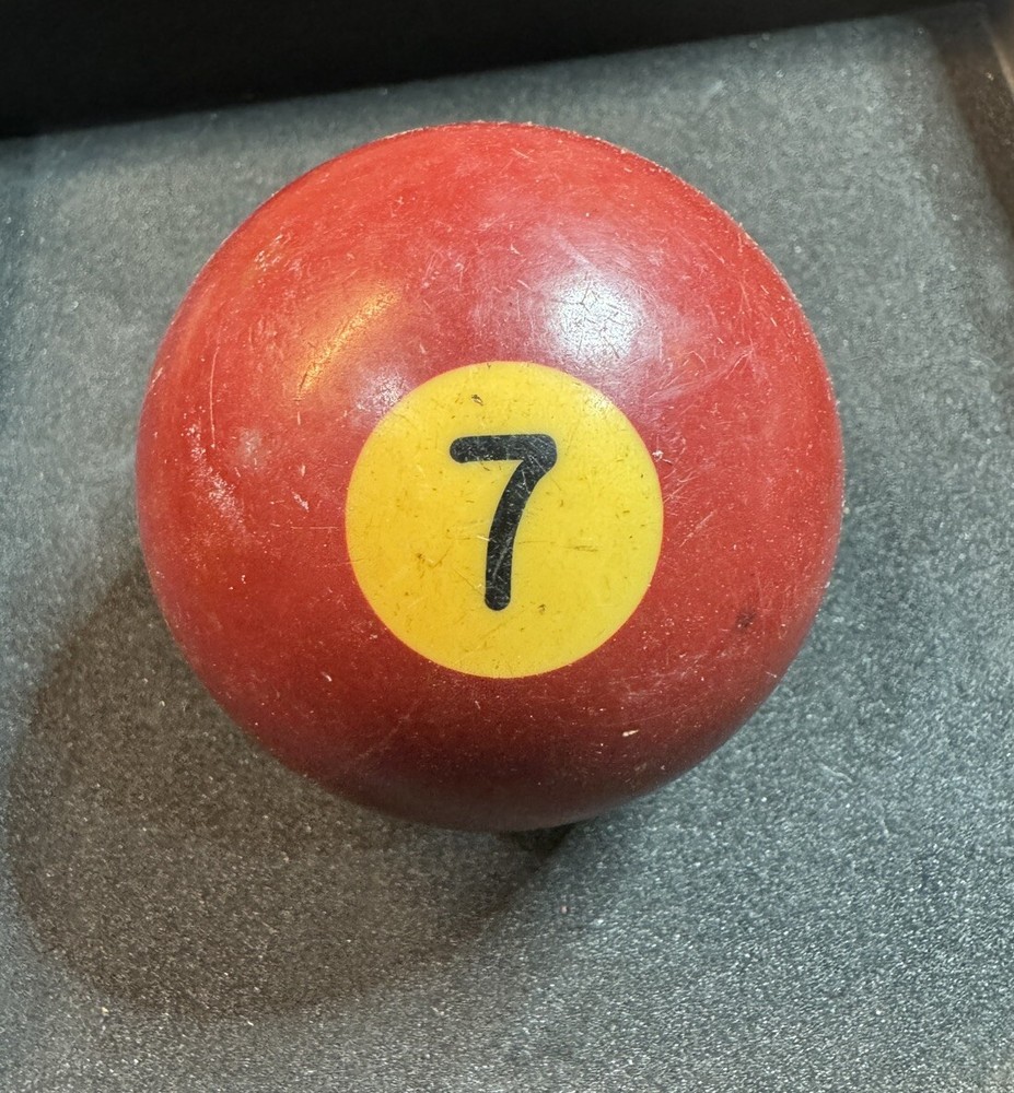 VTG BAKELITE Billiard Pool Ball - Solid Maroon #7 - 2 1/4" Diameter