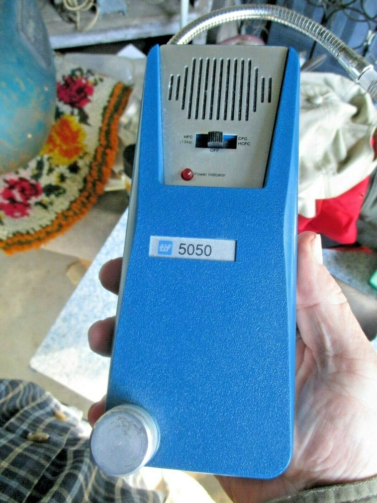 TIF Instruments 5050 Automatic Halogen Leak Detector has extra new tip