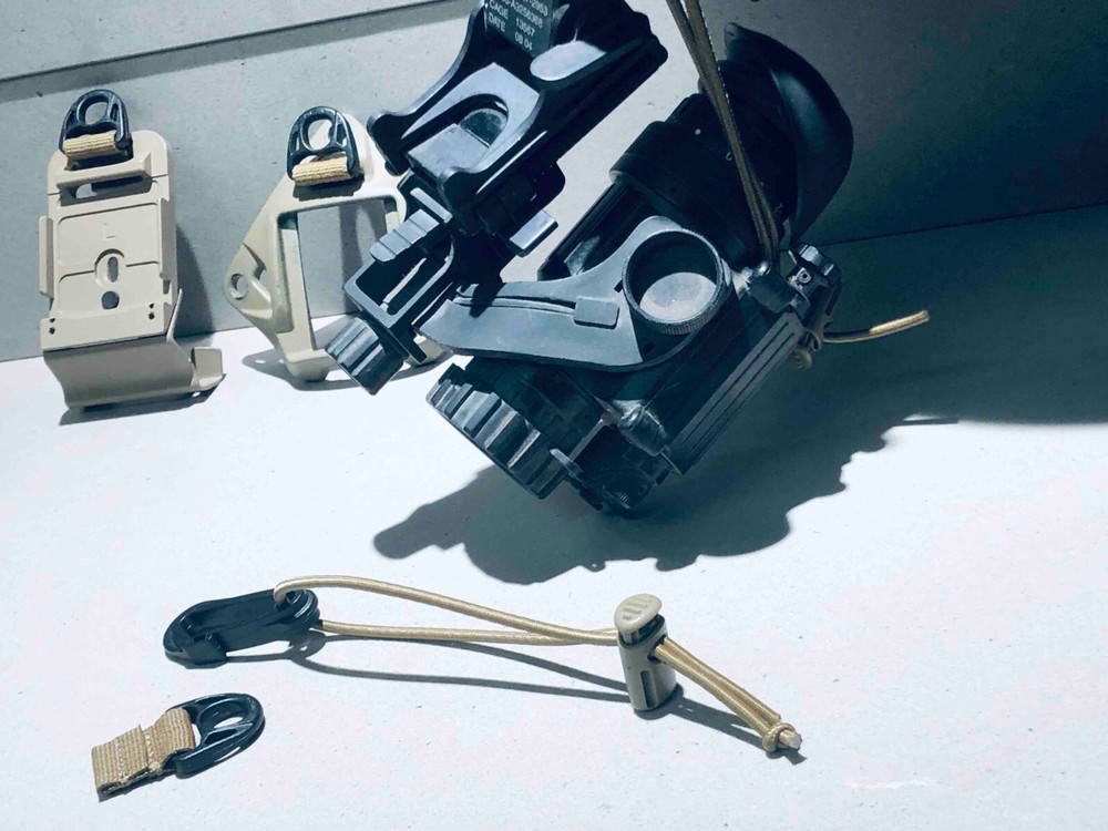 Tactical AN/PVS-14 Night Vision Lanyard System.