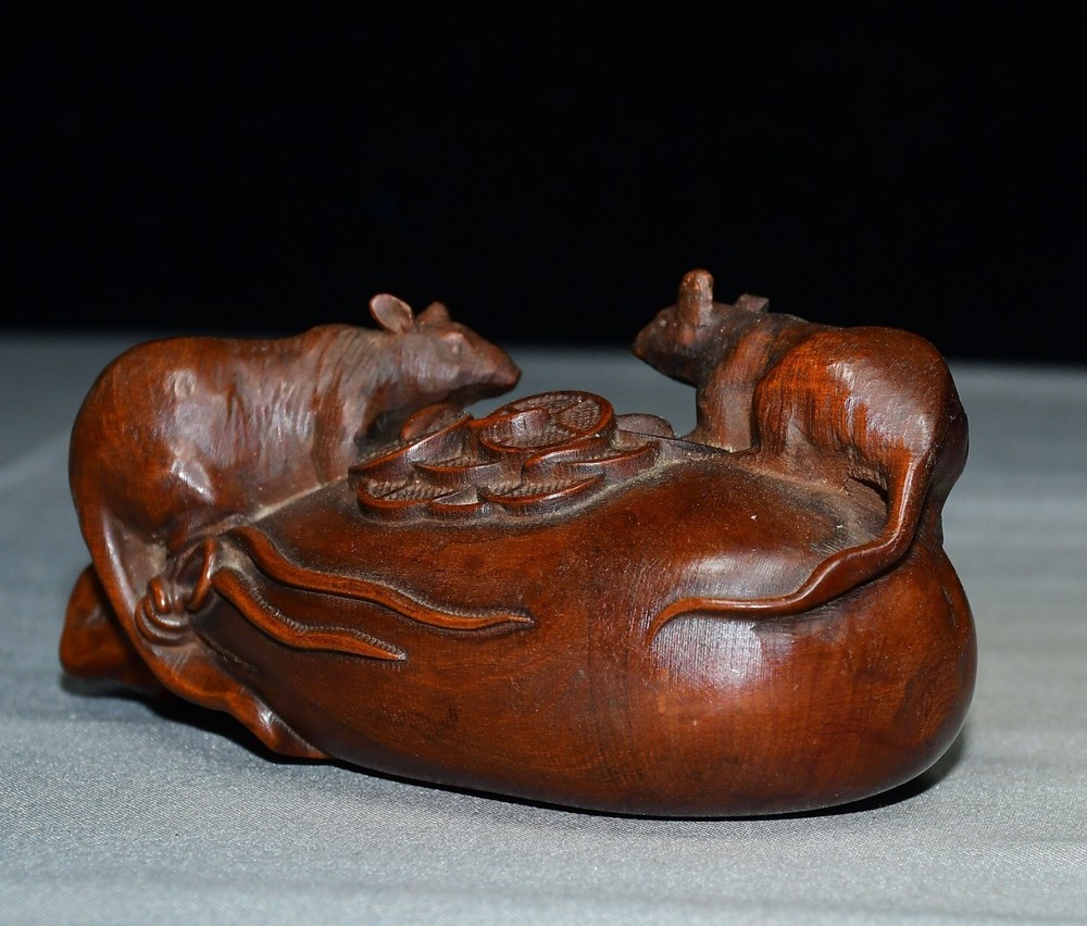 Exquisite Small Leaf Boxwood Mouse Ornament