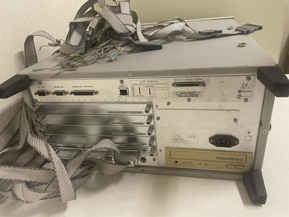 AGILENT 16702B LOGIC ANALYSIS SYSTEM
