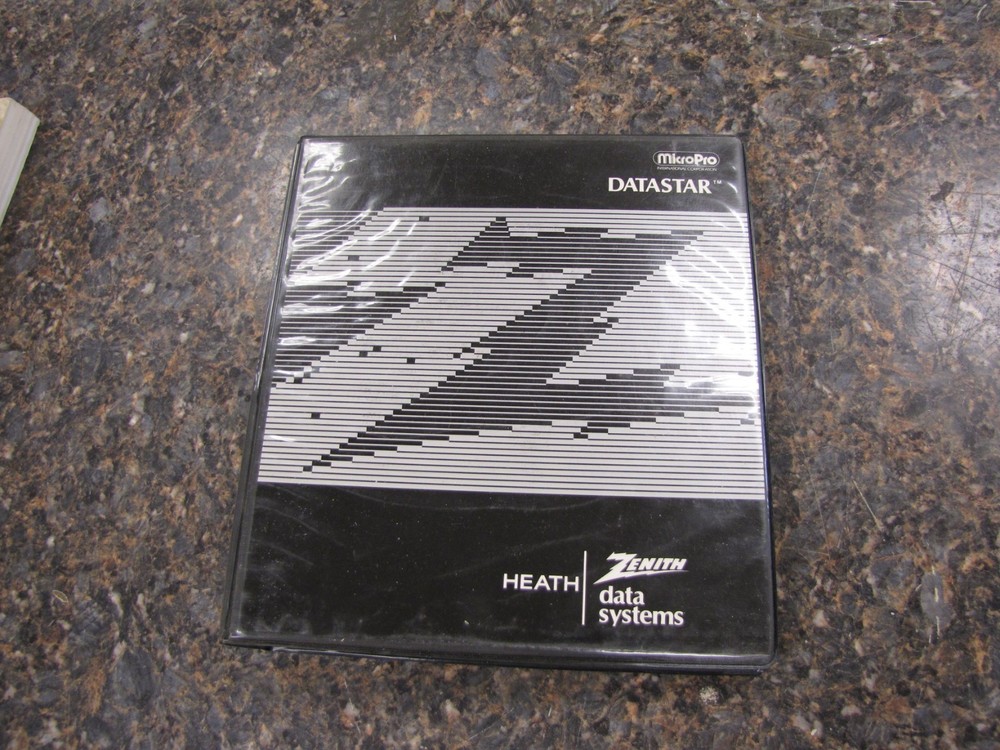 1981 Zenith Heath Micropro DATASTAR User Guide & 5.25" Software Disks in Binder