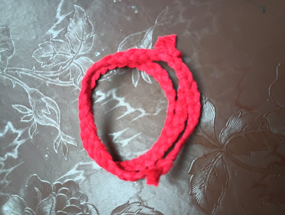 Authentic Jerusalem Bendel Evil Eye Red String 12 inches
