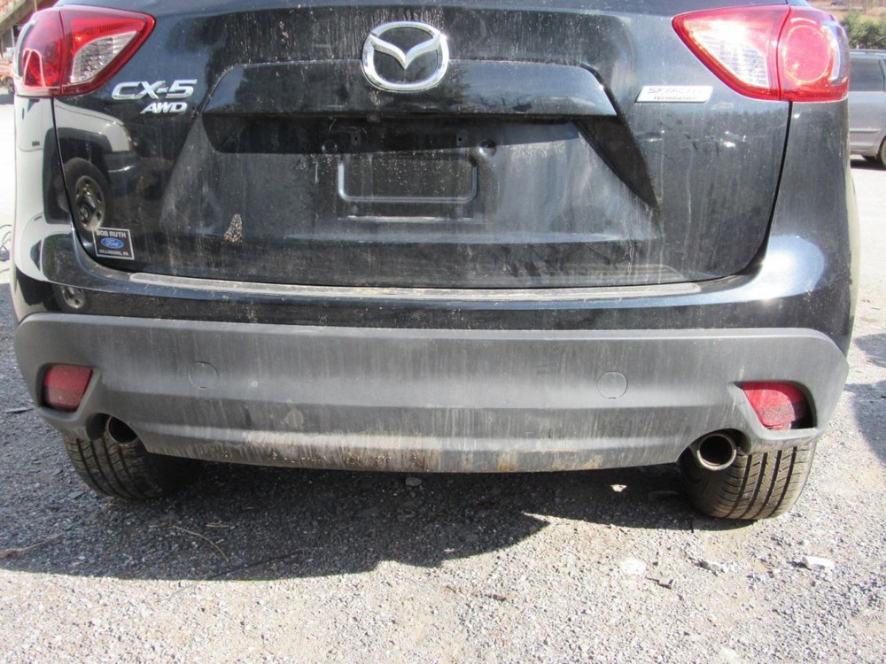 CX-5 2016 Glove Box 1030390
