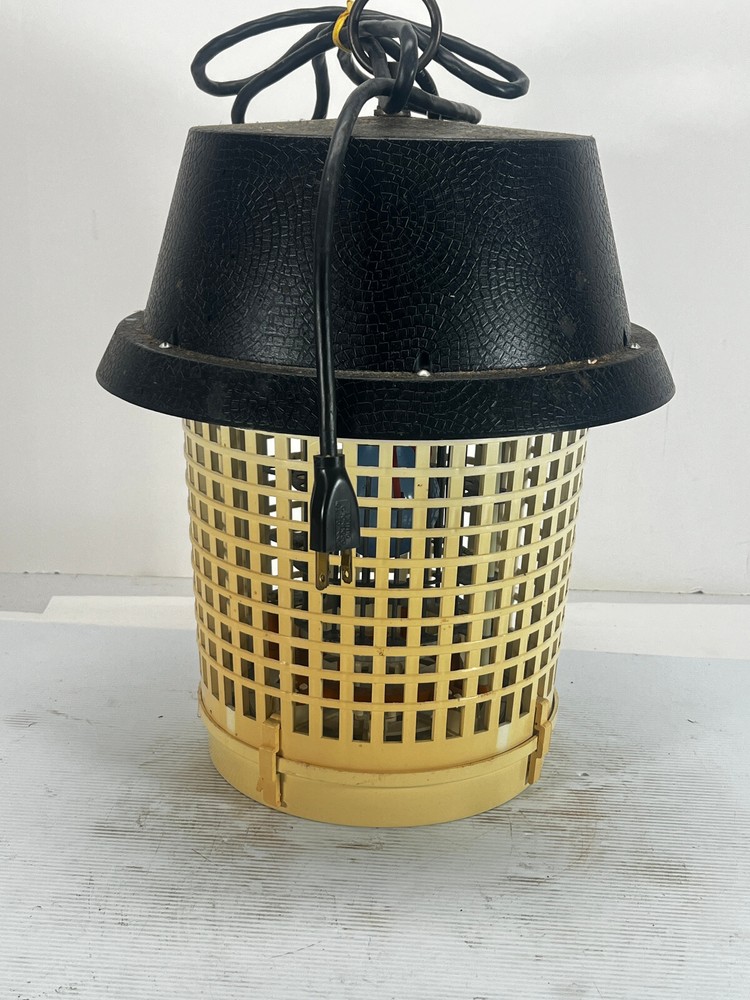 Fi-Shock Electronic Bug Killer Model FS-2500 Hanging Bug Insect Zapper blue bulb