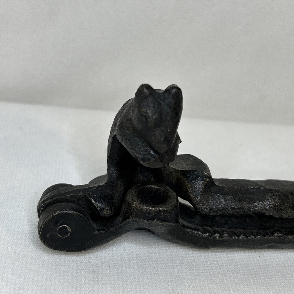 Vintage Cast Iron Hand Held Squirrel Figure Nut Cracker