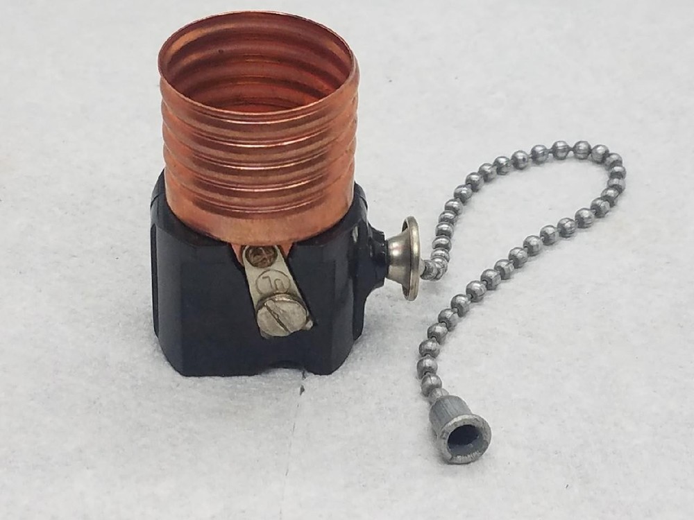 Vintage Bakelite Arrow Pull Chain Medium Base Copper Socket Switch, 6 Inch Chain