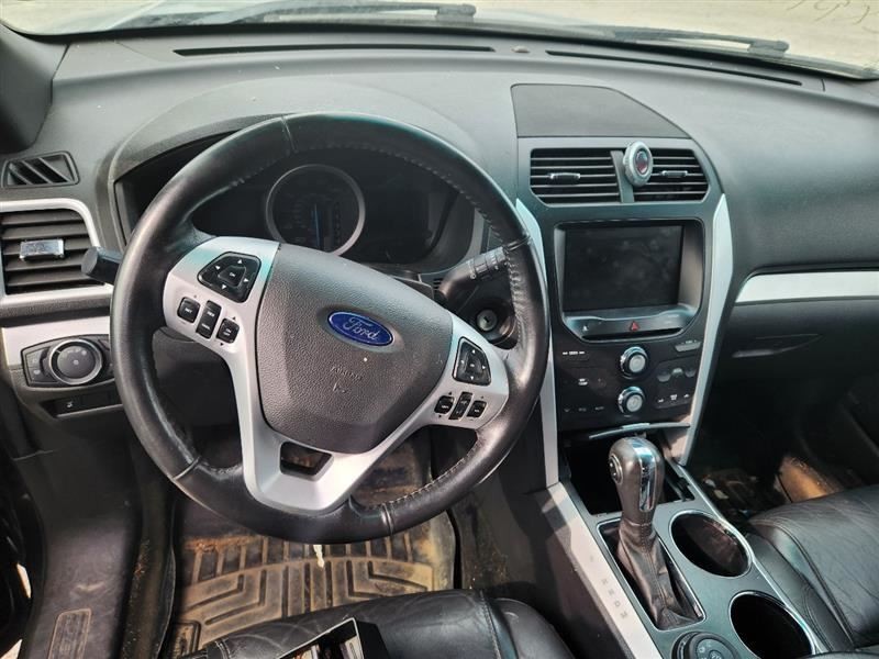 2013-2014 Ford Explorer Front 8" Display Screen ID DB5T-18B955-FA