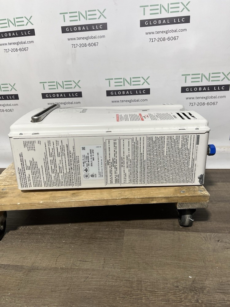 Rinnai V53DeN Outdoor Tankless Water 120k BTU Natural Gas (C-8 #1736)