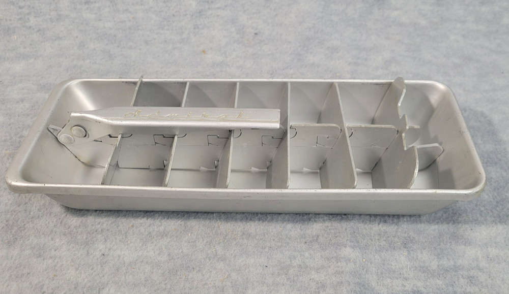 Vintage Admiral 14 Cube Ice Tray Silver Aluminum Hinged Handle Kitchen Tool