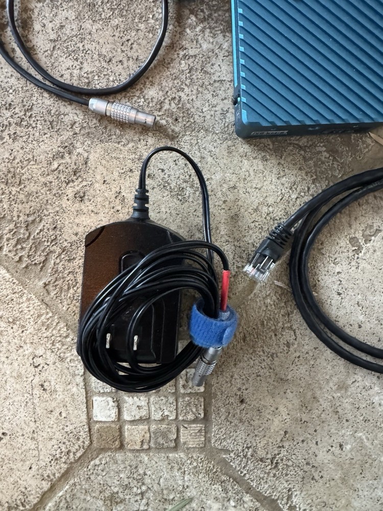 Teradek Serv Pro (Blue) Wireless Video System W/ Antennas + Cables