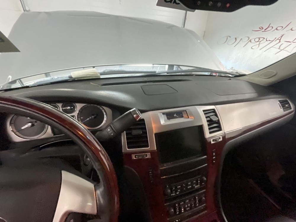 Fuse Box Engine Fits 10-14 ESCALADE 1067648