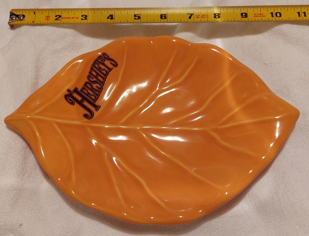 Hershey's by Pfaltzgraff (2000) Leaf Candy Dish