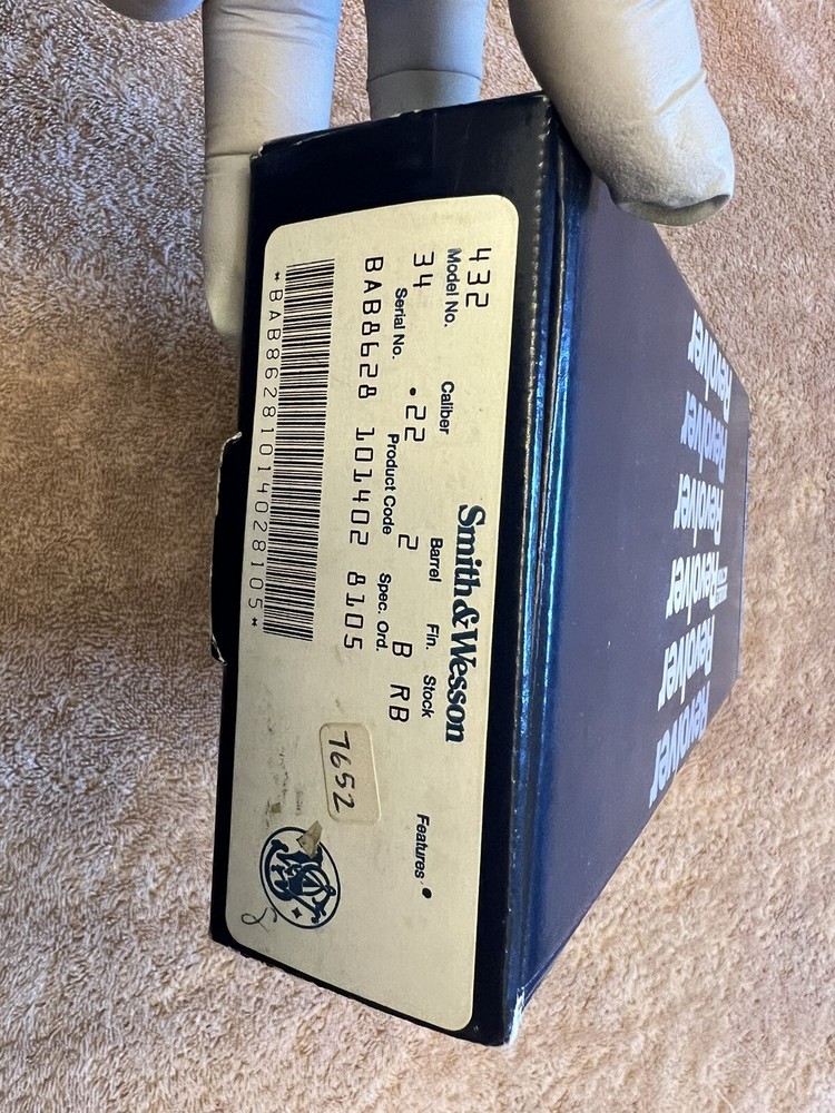 Smith & Wesson Model 34 2 Inch 22 Box #2