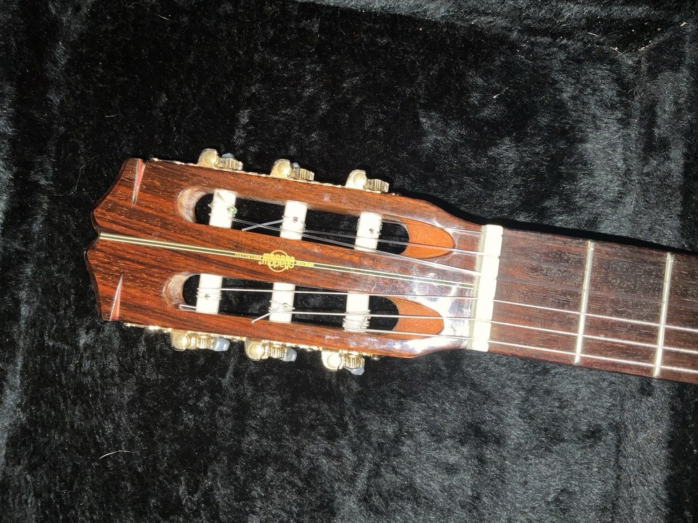 Hohner HAG 21 professional level thin solid body classical-electric guitar /case